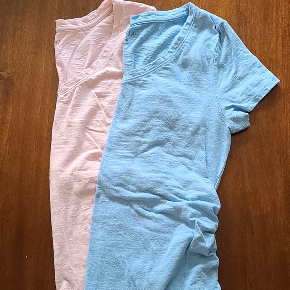 A:glow maternity tees. Spring/summer size Medium